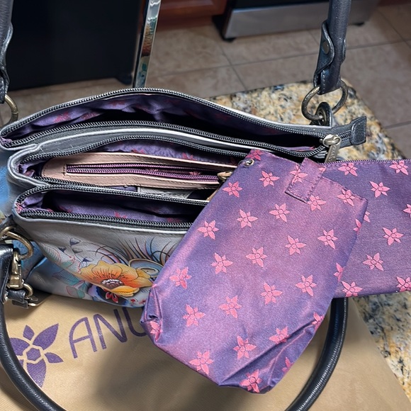 Anuschka hand painted 100% too grain leather satchel - Picture 8 of 9